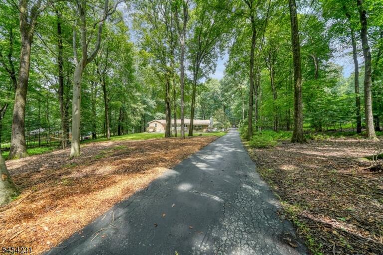 Property listing MLS 4048056 photo 33