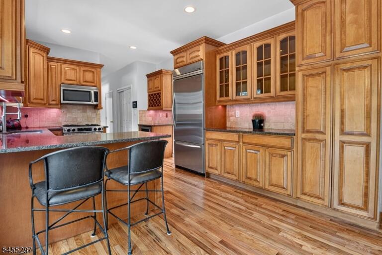 Property listing MLS 4048097 photo 11