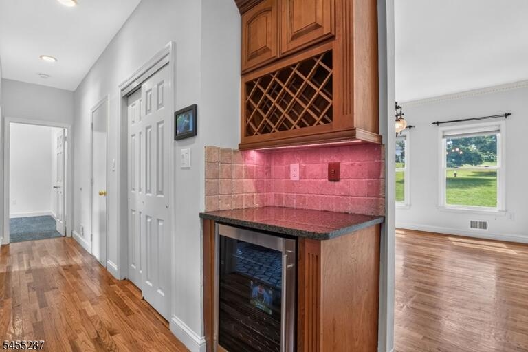 Property listing MLS 4048097 photo 13
