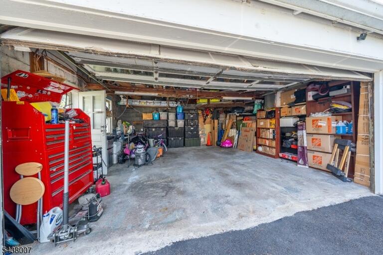 Property listing MLS 4048107 photo 27