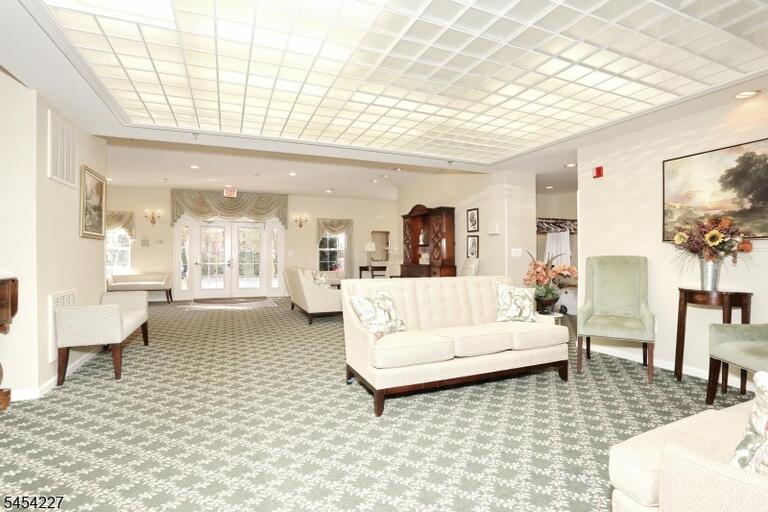 Property listing MLS 4048125 photo 39