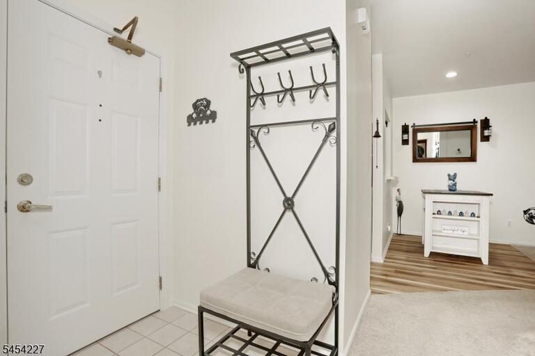 Property listing MLS 4048125 photo 5