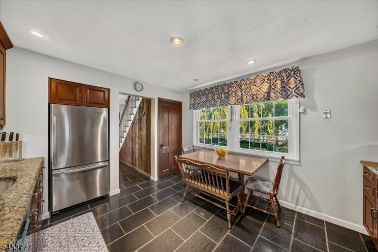 Property listing MLS 4048126 photo 18
