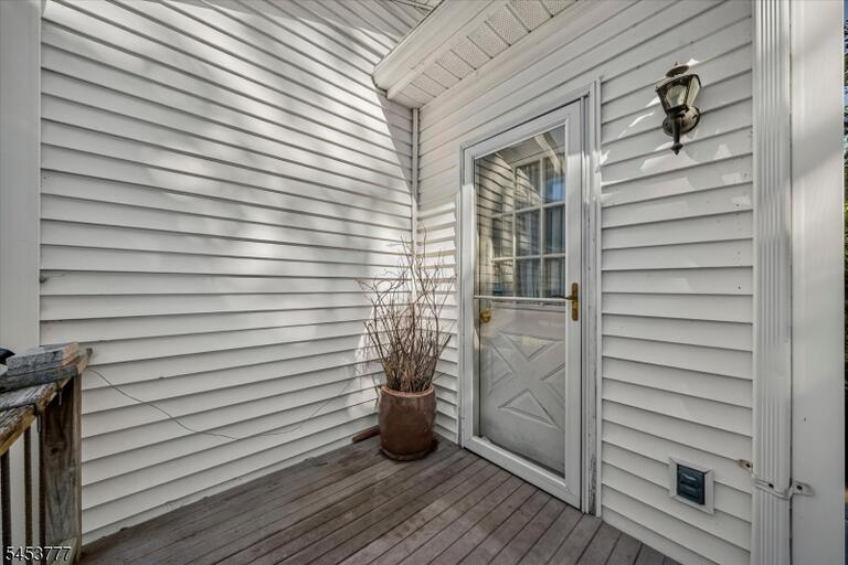 Property listing MLS 4048126 photo 34