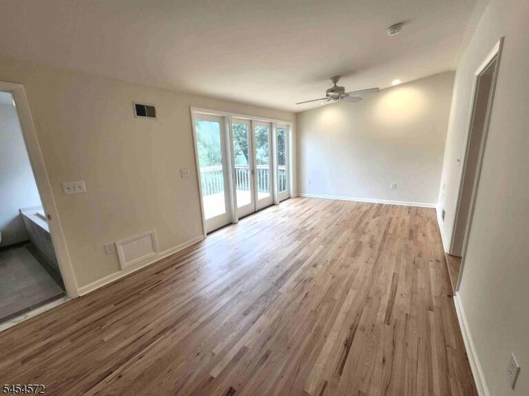 Property listing MLS 4048142 photo 30