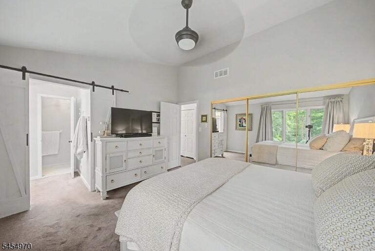 Property listing MLS 4048153 photo 17