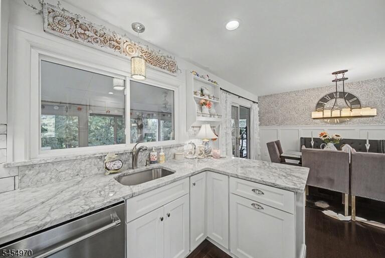 Property listing MLS 4048153 photo 25