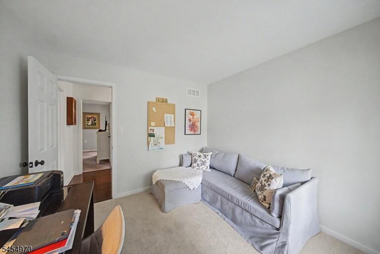 Property listing MLS 4048153 photo 8