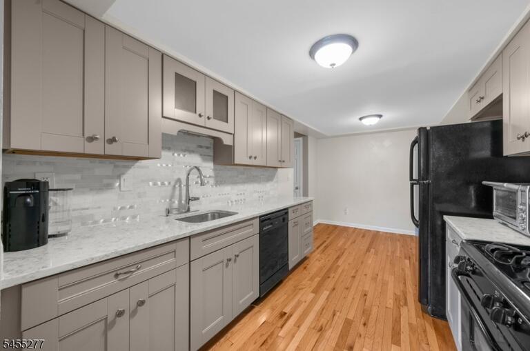 Property listing MLS 4048158 photo 8