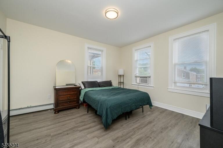 Property listing MLS 4048162 photo 28