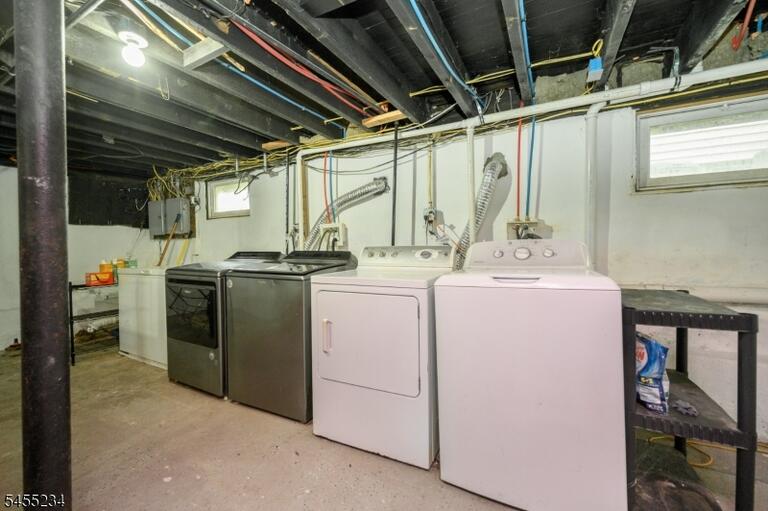 Property listing MLS 4048162 photo 36