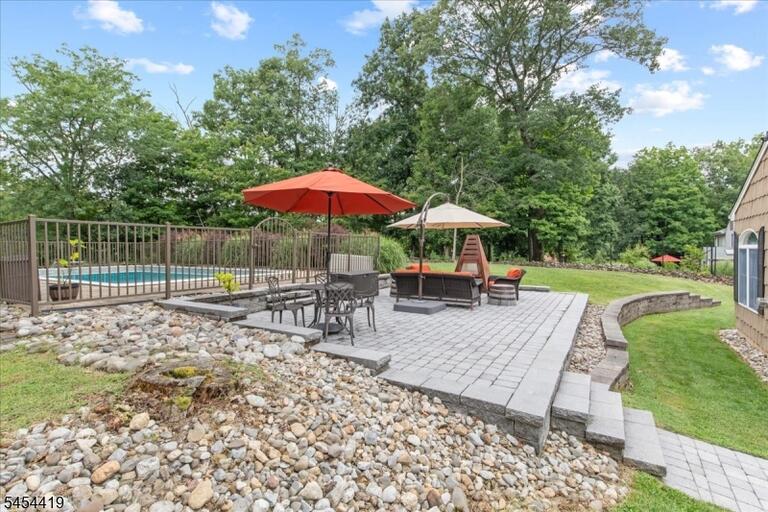 Property listing MLS 4048165 photo 39