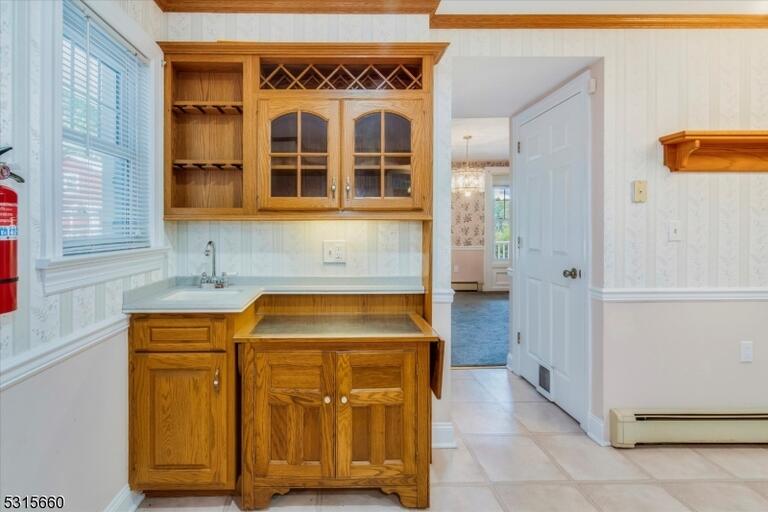 Property listing MLS 4048188 photo 10