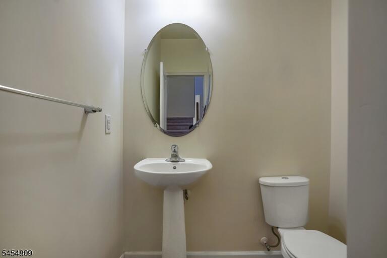 Property listing MLS 4048212 photo 22