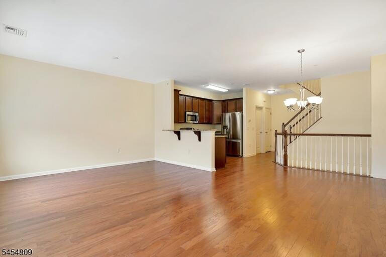 Property listing MLS 4048212 photo 7