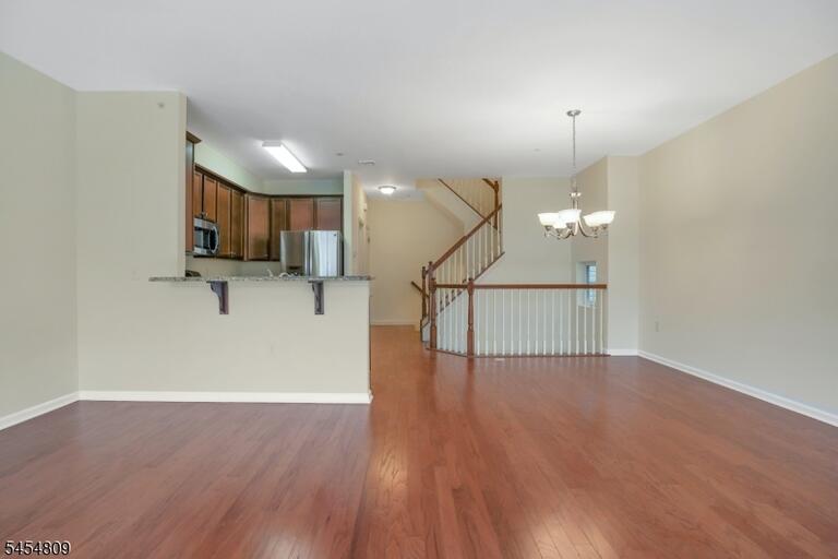 Property listing MLS 4048212 photo 8