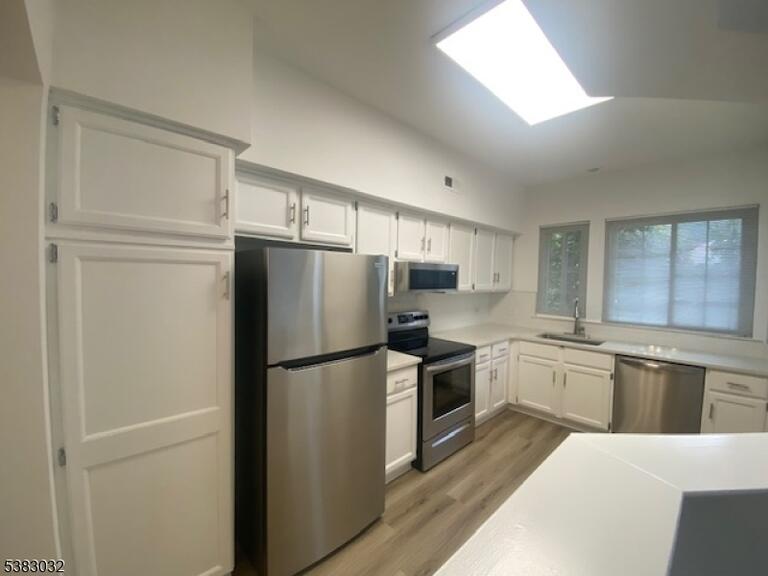 Property listing MLS 4048226 photo 7
