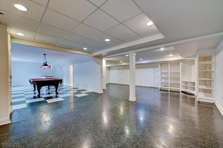 Property listing MLS 4048240 photo 44