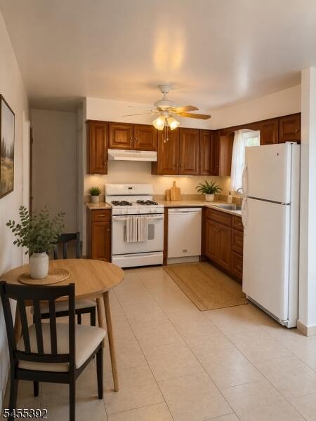 Property listing MLS 4048268 photo 2