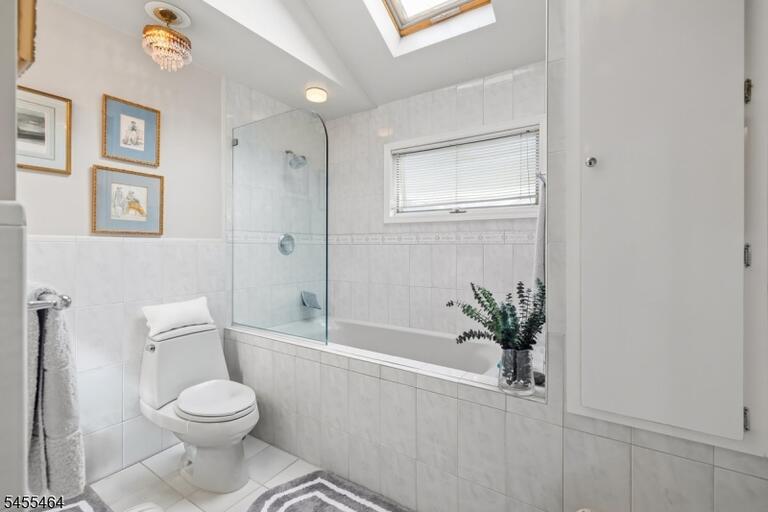 Property listing MLS 4048271 photo 25