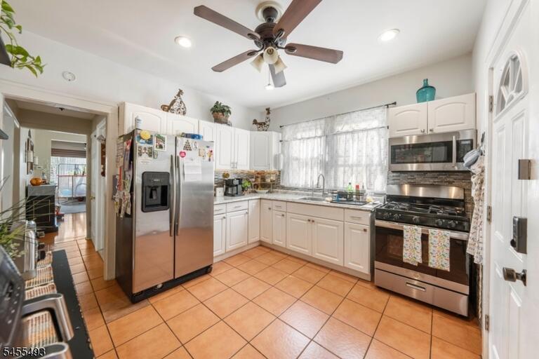 Property listing MLS 4048299 photo 13