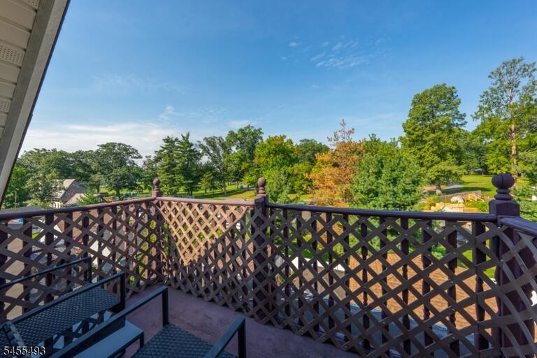 Property listing MLS 4048299 photo 7