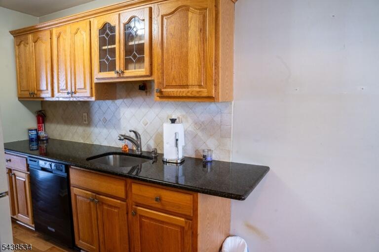 Property listing MLS 4048300 photo 13