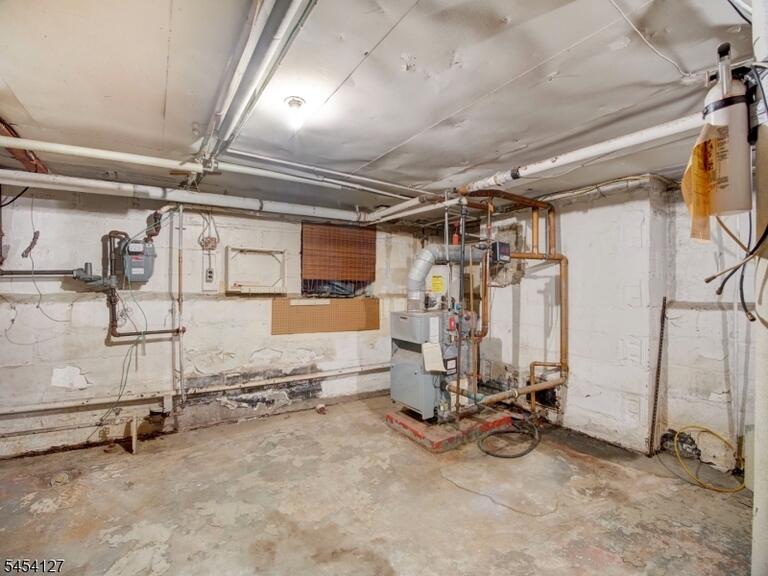 Property listing MLS 4048302 photo 16