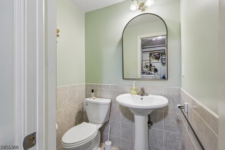 Property listing MLS 4048316 photo 37
