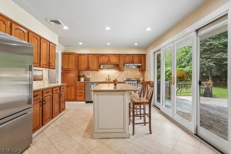 Property listing MLS 4048335 photo 21