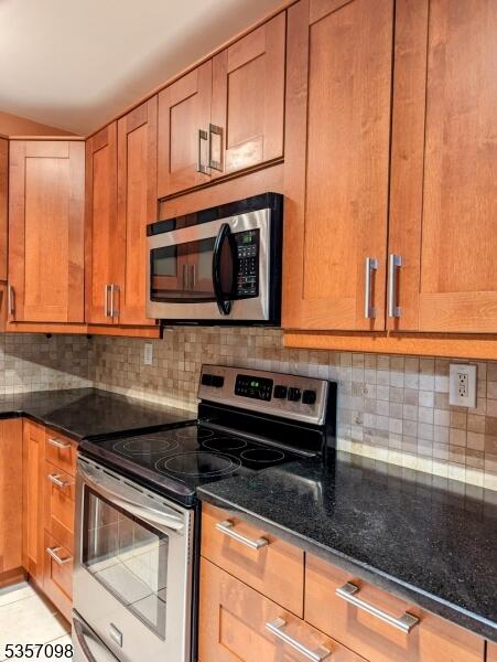 Property listing MLS 4048348 photo 14