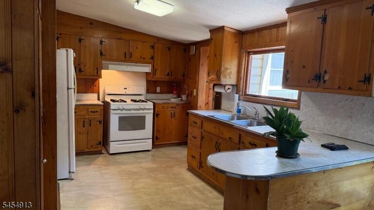Property listing MLS 4048396 photo 8