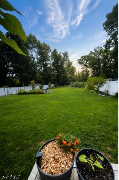 Property listing MLS 4048401 photo 18
