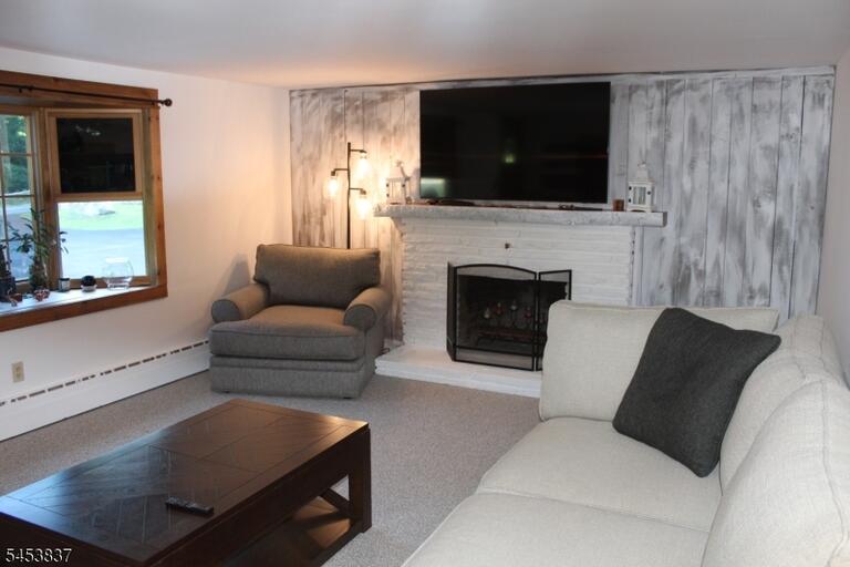 Property listing MLS 4048413 photo 10