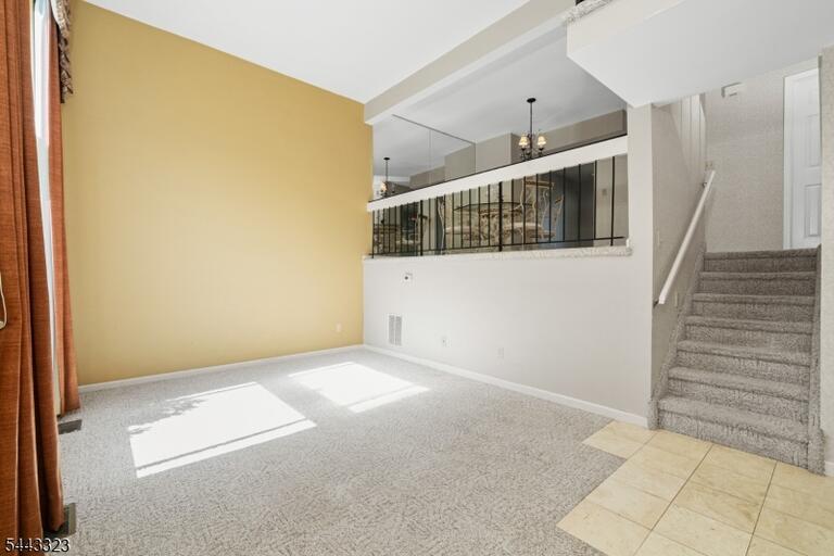 Property listing MLS 4048418 photo 4