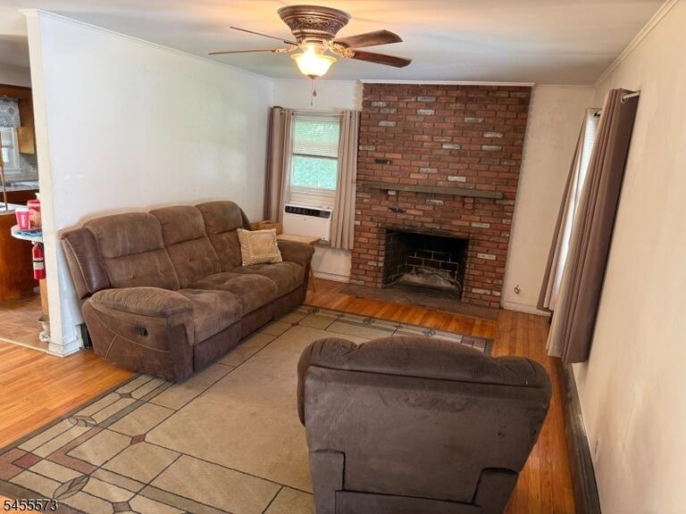 Property listing MLS 4048422 photo 6