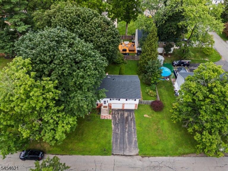 Property listing MLS 4048447 photo 30