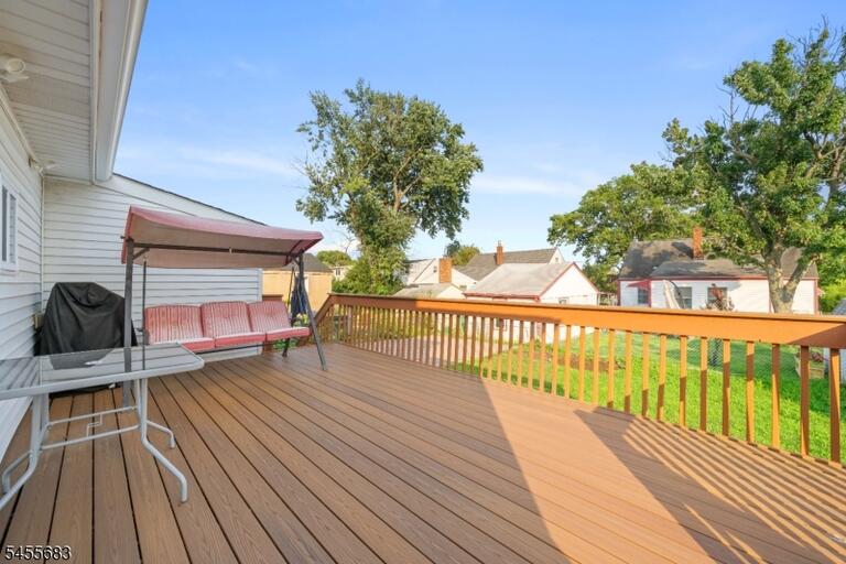 Property listing MLS 4048458 photo 19