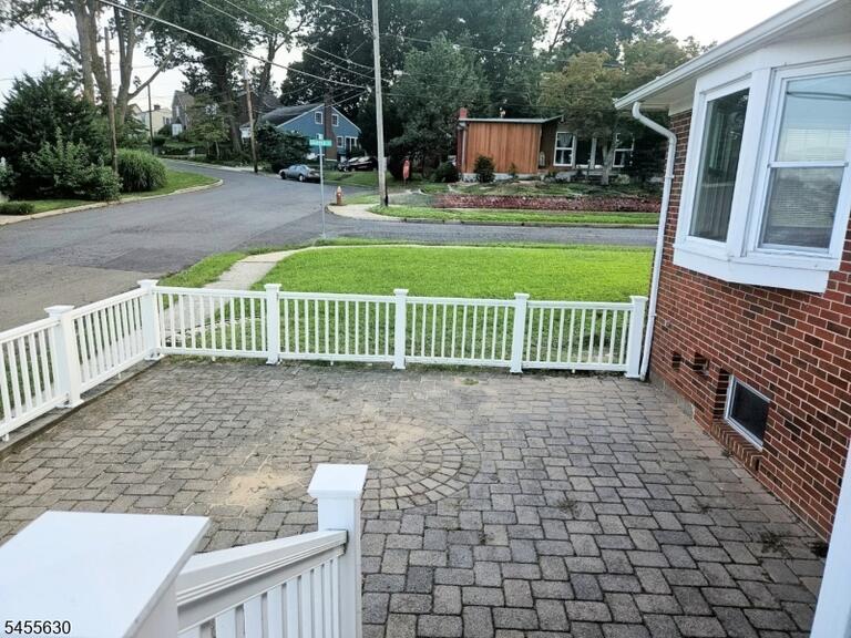 Property listing MLS 4048479 photo 28