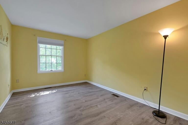 Property listing MLS 4048497 photo 24