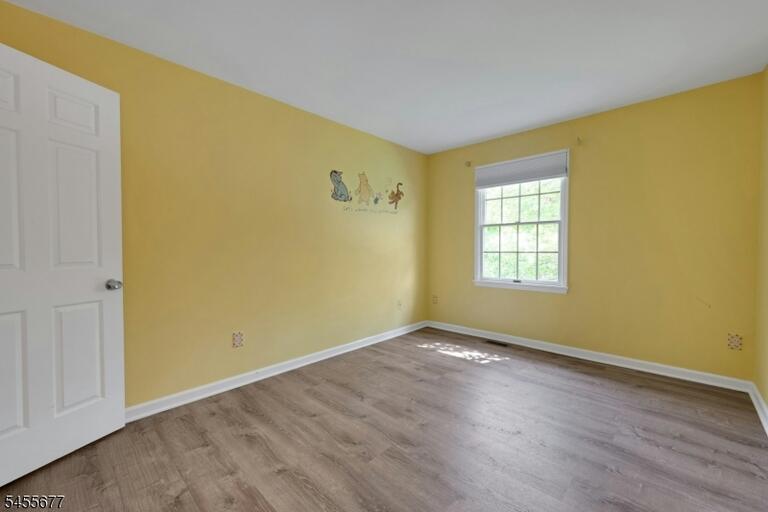 Property listing MLS 4048497 photo 26
