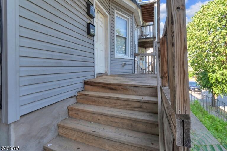 Property listing MLS 4048515 photo 24
