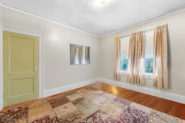 Property listing MLS 4048527 photo 3