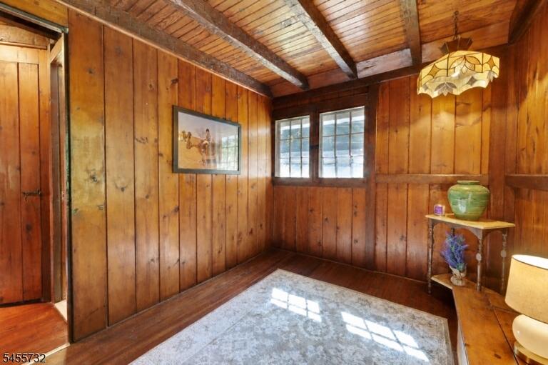 Property listing MLS 4048560 photo 23