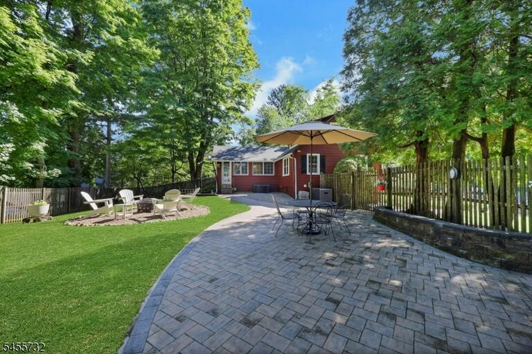 Property listing MLS 4048560 photo 35