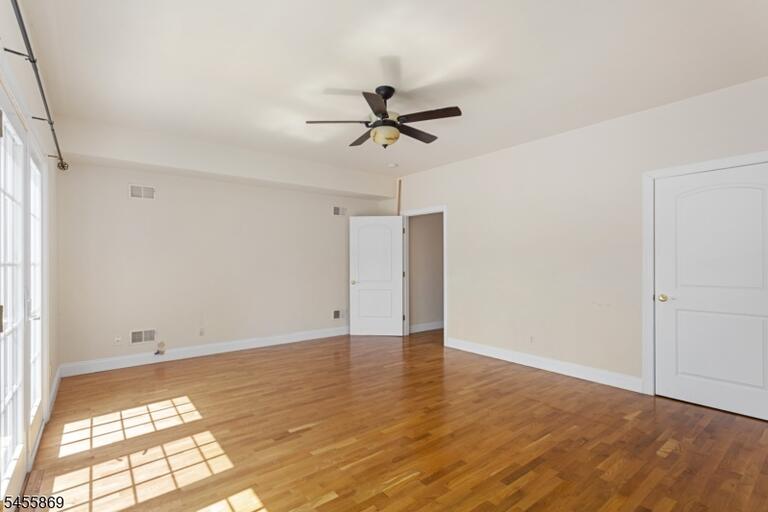 Property listing MLS 4048581 photo 13