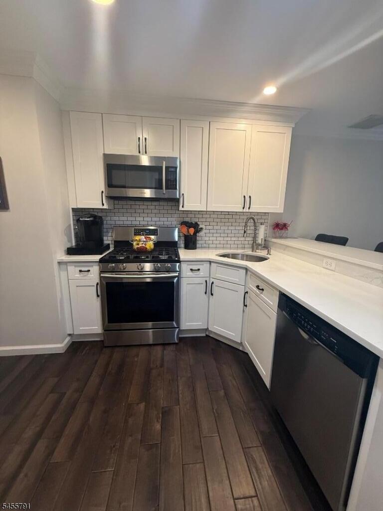 Property listing MLS 4048603 photo 14