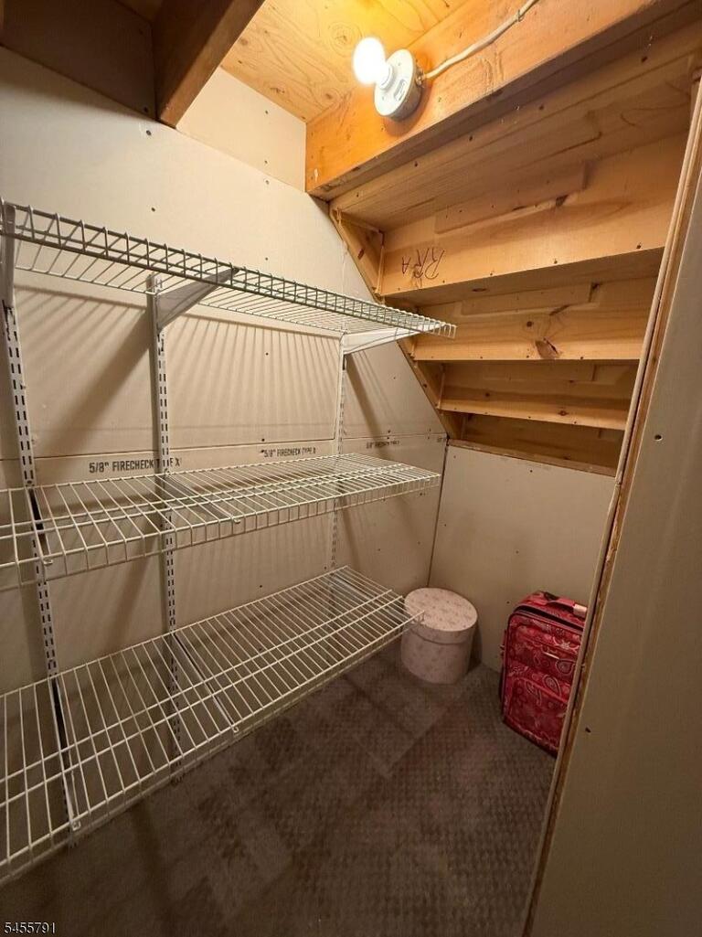 Property listing MLS 4048603 photo 37