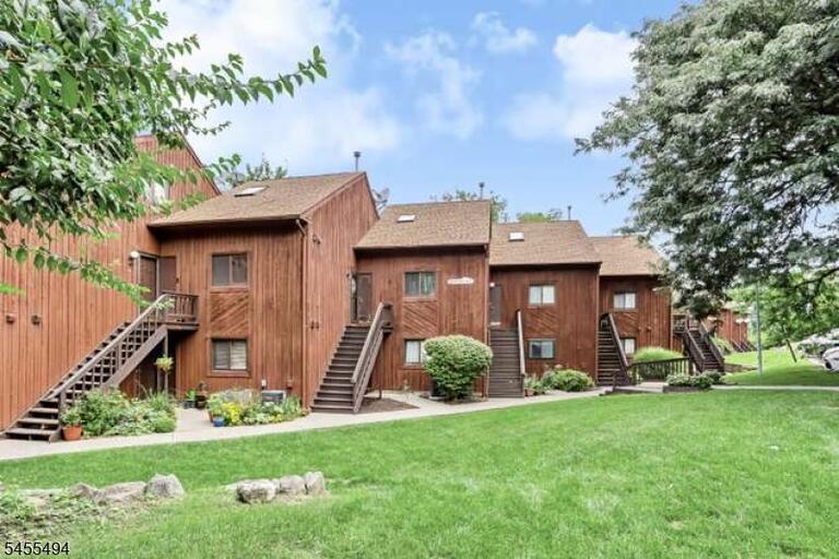 Property listing MLS 4048615 photo 7