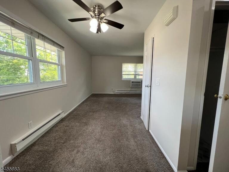 Property listing MLS 4048641 photo 5